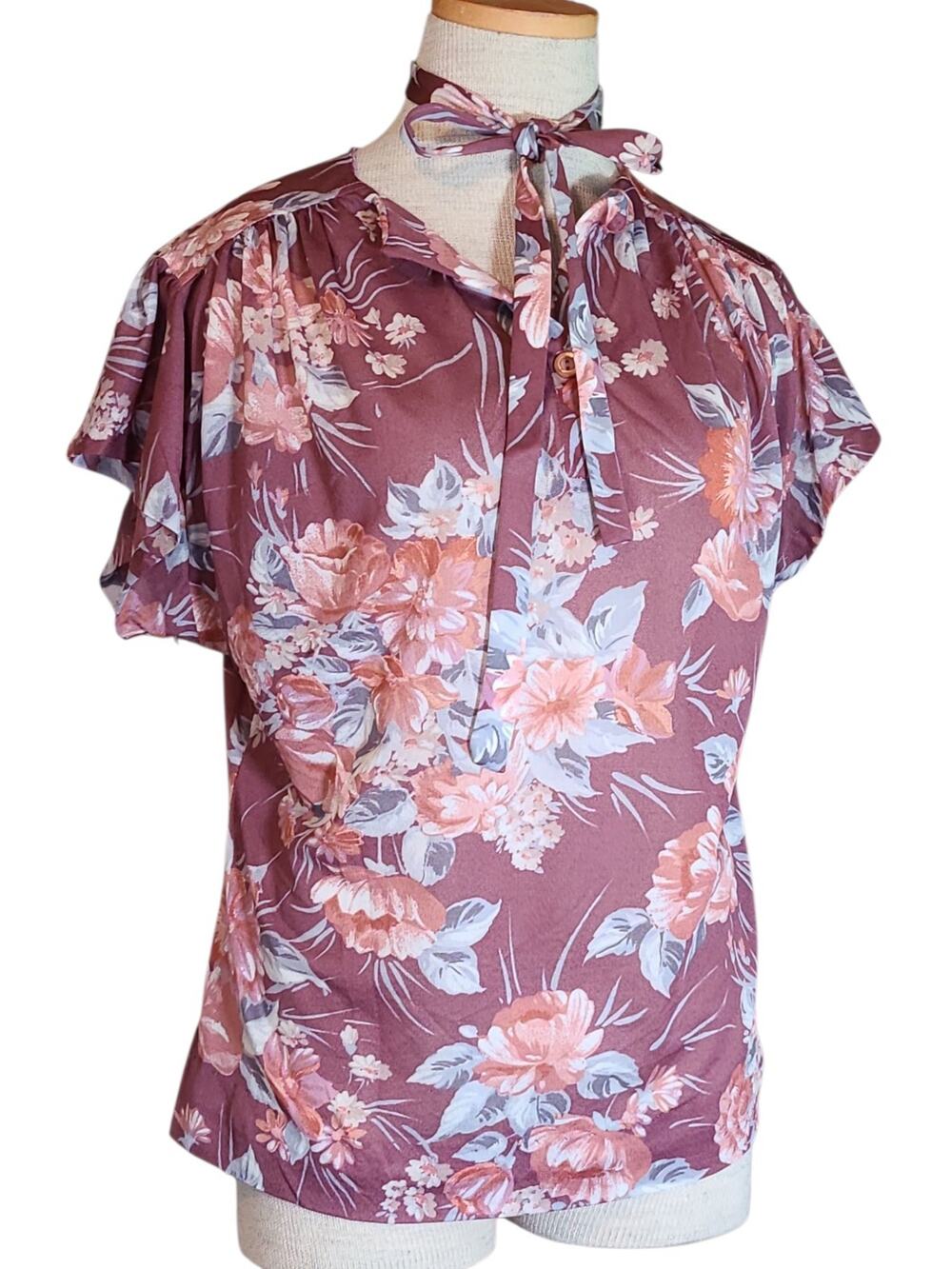 Vintage 60s-70s Floral Handmade Short Sleeve Women's Blouse Tie Size Large